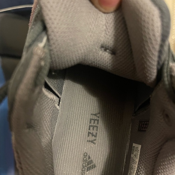 Yeezy Boost 700Mauve Brown Size 7.5 Men New Condition. - Picture 6 of 9